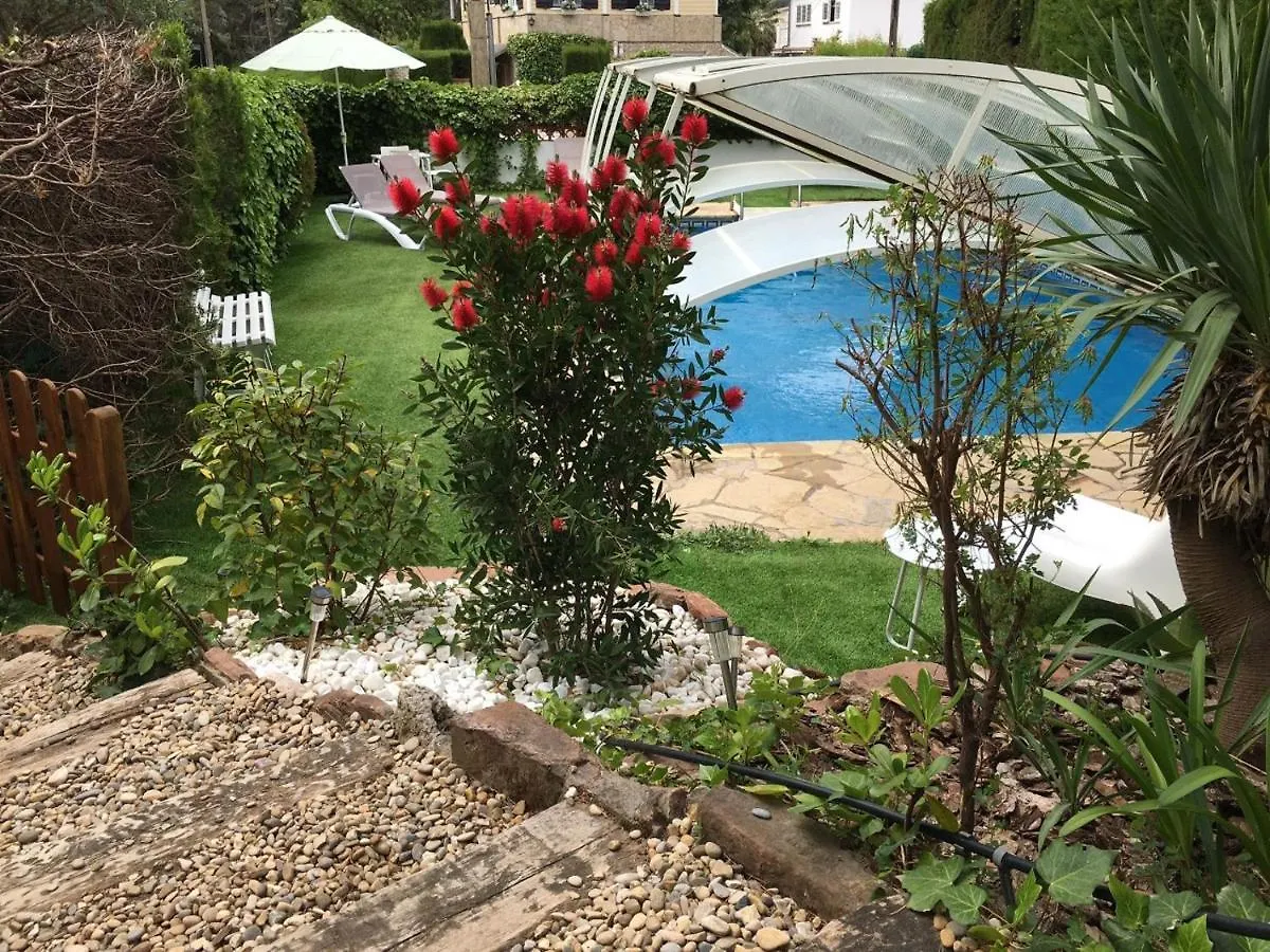 Casa Familiar Con Piscina Villa Palleja Holiday home