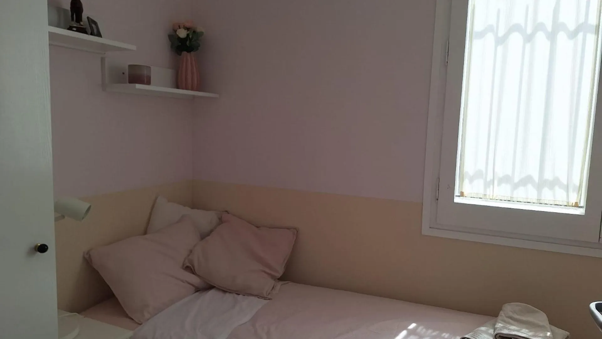 Villa Casa familiar con piscina Pallejá Spagna